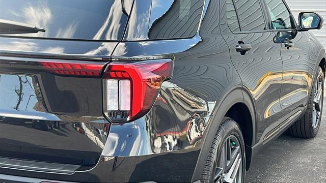 new 2025 Ford Explorer car, priced at $49,580