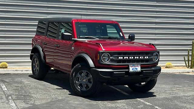 new 2025 Ford Bronco car, priced at $43,746