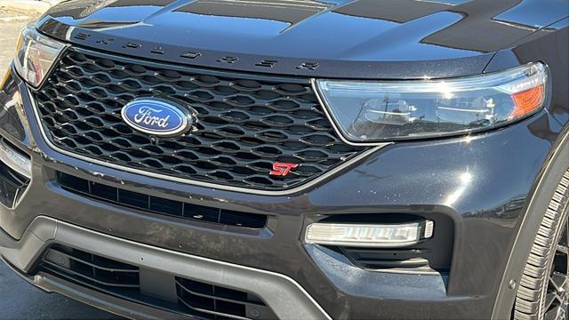 used 2022 Ford Explorer car, priced at $43,924