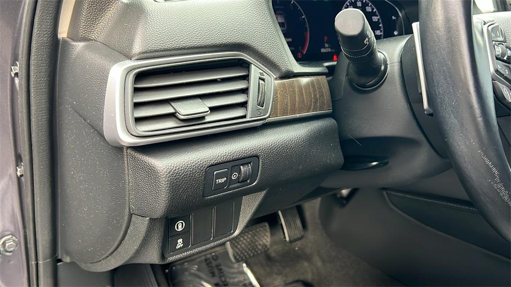 used 2018 Honda Accord car, priced at $24,900
