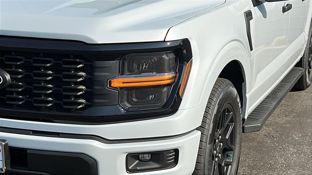 new 2025 Ford F-150 car, priced at $49,465