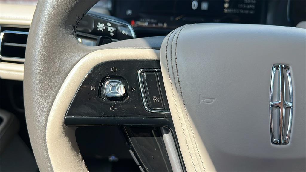used 2024 Lincoln Aviator car, priced at $66,924