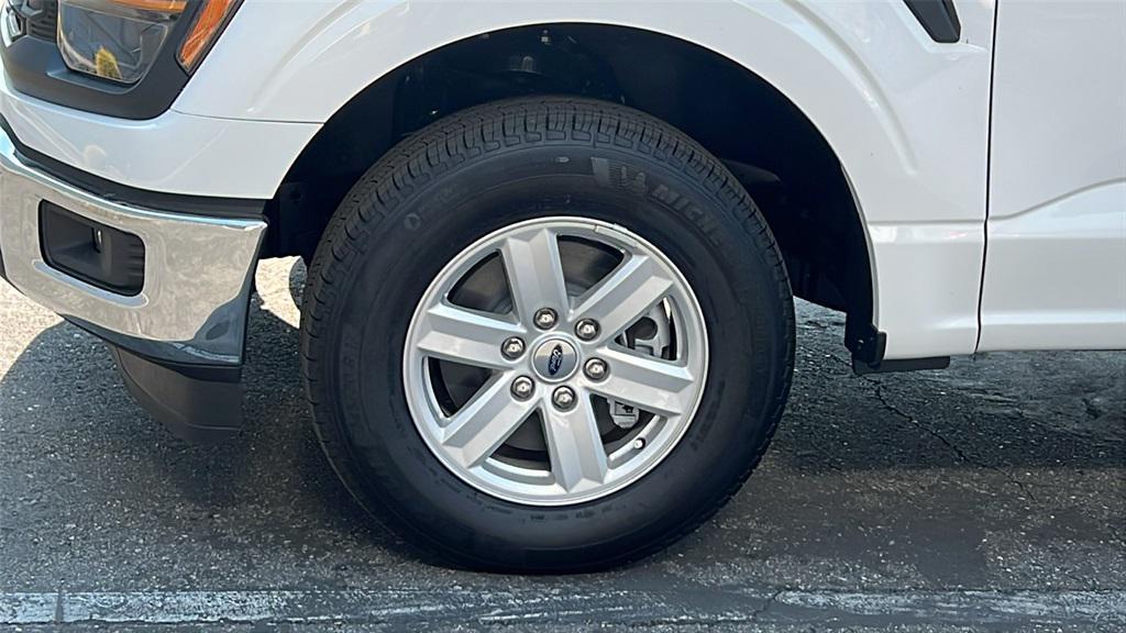 new 2025 Ford F-150 car, priced at $40,540
