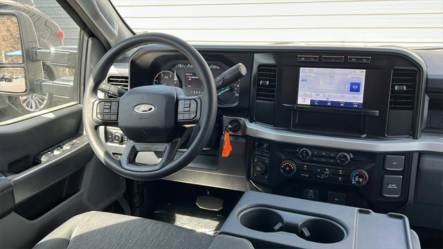 new 2024 Ford F-250 car, priced at $65,304