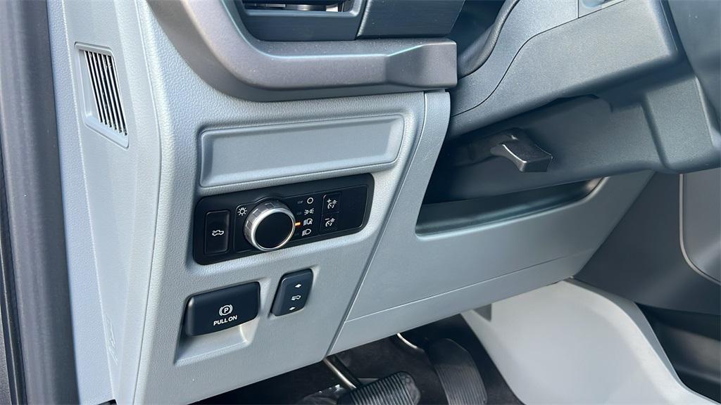 new 2025 Ford F-150 Lightning car, priced at $66,515