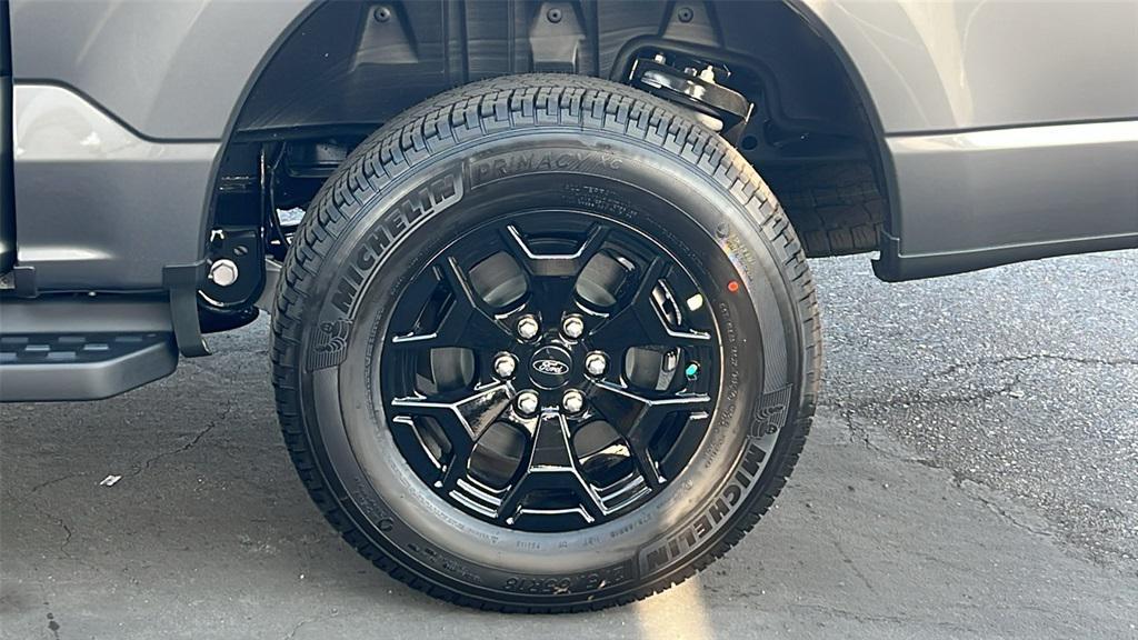 new 2025 Ford F-150 Lightning car, priced at $66,515