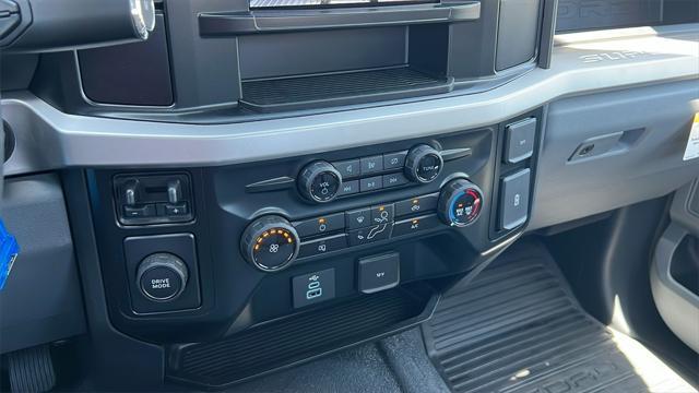 new 2024 Ford F-250 car, priced at $47,400