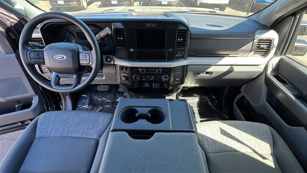 new 2025 Ford F-250 car, priced at $71,680