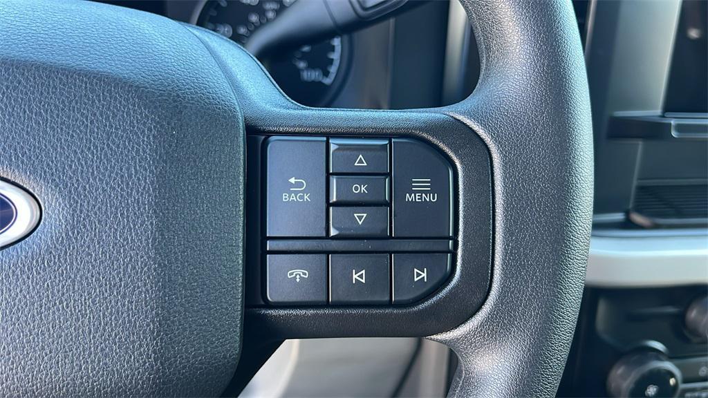 new 2025 Ford F-250 car, priced at $71,680