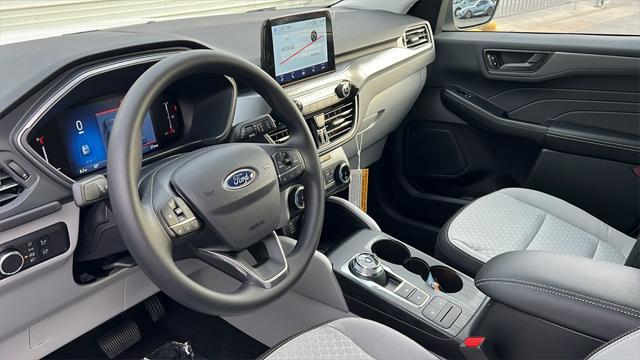 new 2025 Ford Escape car, priced at $29,990