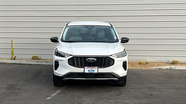 new 2025 Ford Escape car, priced at $29,990