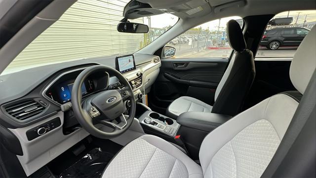 new 2025 Ford Escape car, priced at $29,990