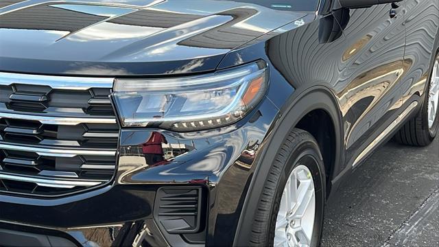 new 2025 Ford Explorer car, priced at $42,145