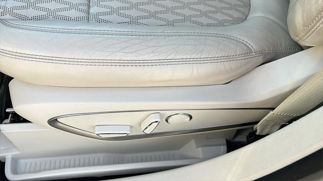 used 2019 Lincoln Nautilus car, priced at $34,924