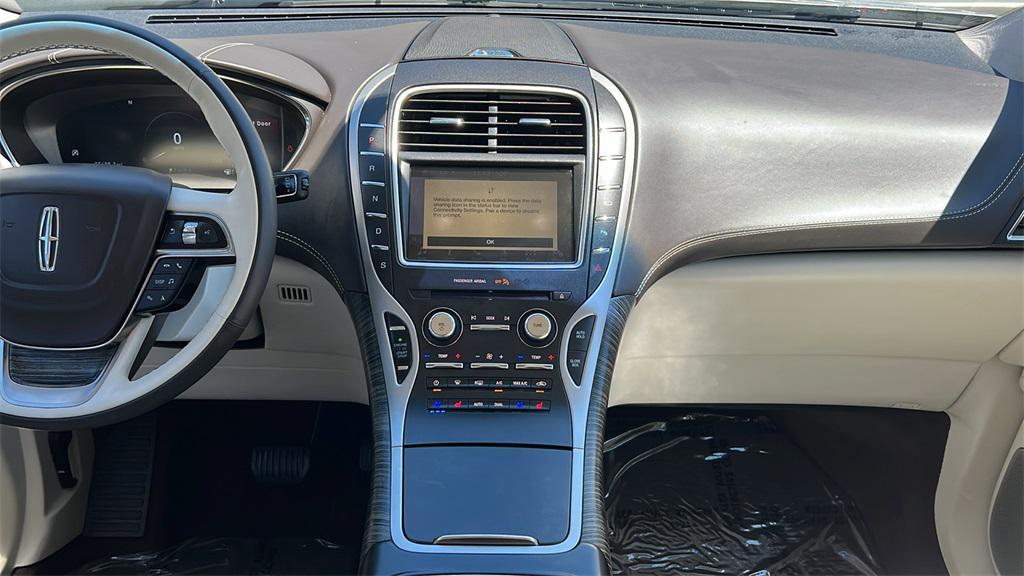 used 2019 Lincoln Nautilus car, priced at $32,900