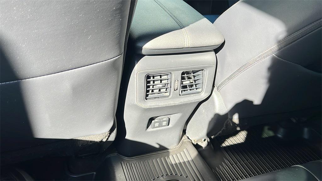 used 2020 Toyota RAV4 car, priced at $27,900