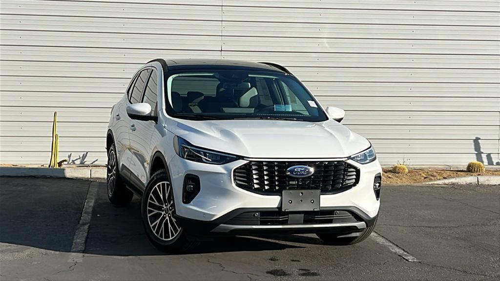 new 2025 Ford Escape PHEV car, priced at $46,015