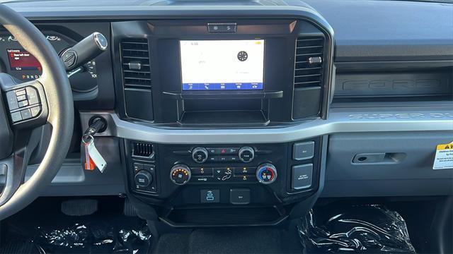 new 2025 Ford F-250 car, priced at $72,500