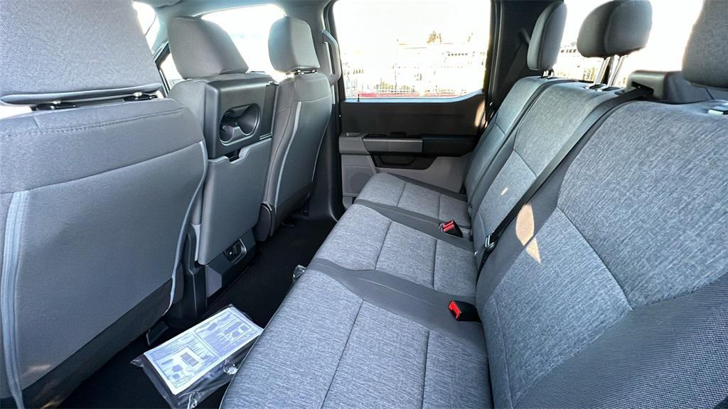 new 2025 Ford F-250 car, priced at $72,500