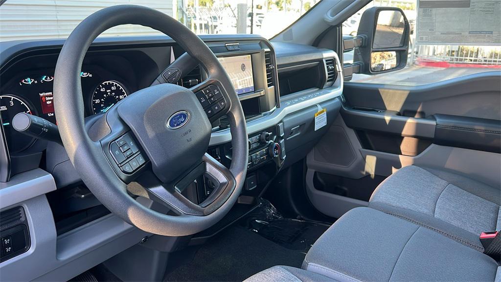 new 2025 Ford F-250 car, priced at $72,500