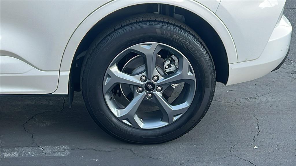 used 2023 Ford Escape car, priced at $29,788