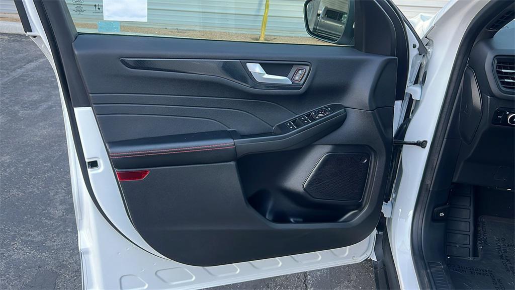 used 2023 Ford Escape car, priced at $29,788