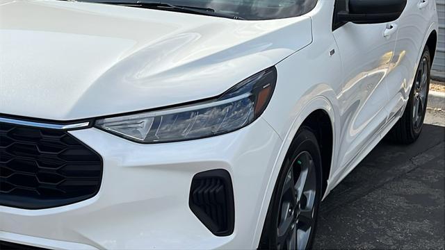 used 2023 Ford Escape car, priced at $27,924