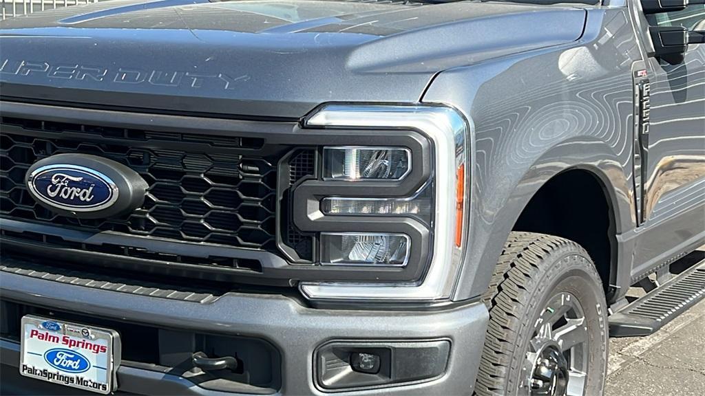 new 2024 Ford F-250 car, priced at $62,750