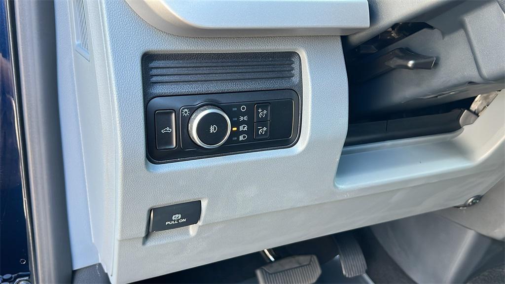 new 2025 Ford F-250 car, priced at $73,465