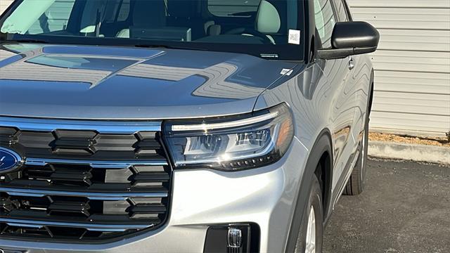 new 2025 Ford Explorer car, priced at $44,710