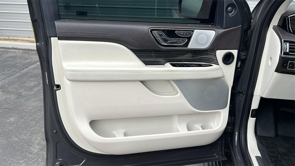 used 2024 Lincoln Navigator car, priced at $82,924