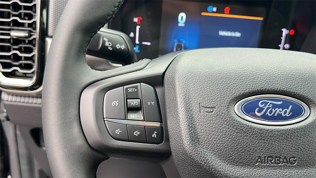new 2025 Ford Ranger car, priced at $42,125