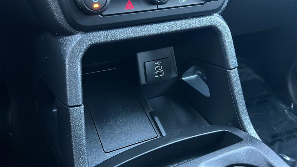 used 2024 Ford Ranger car, priced at $29,900