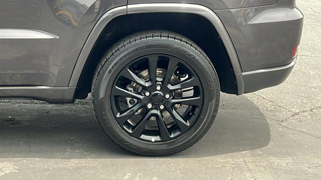 used 2021 Jeep Grand Cherokee car, priced at $31,924