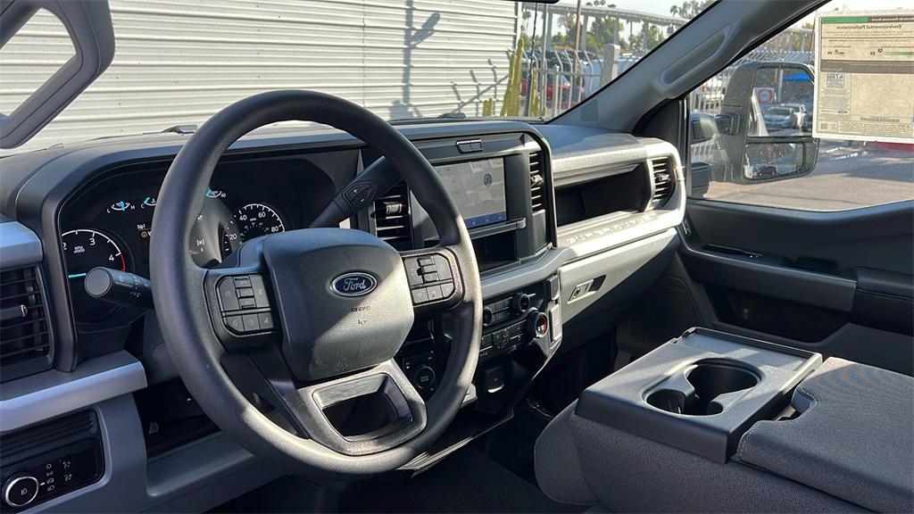 new 2025 Ford F-250 car, priced at $72,500