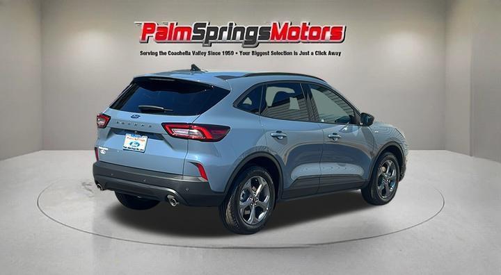 new 2025 Ford Escape car, priced at $33,690