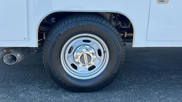 new 2025 Ford F-350 car, priced at $82,117