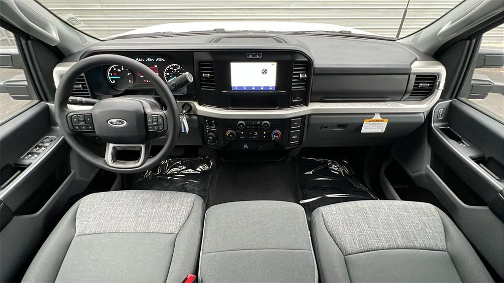 new 2025 Ford F-250 car, priced at $71,680
