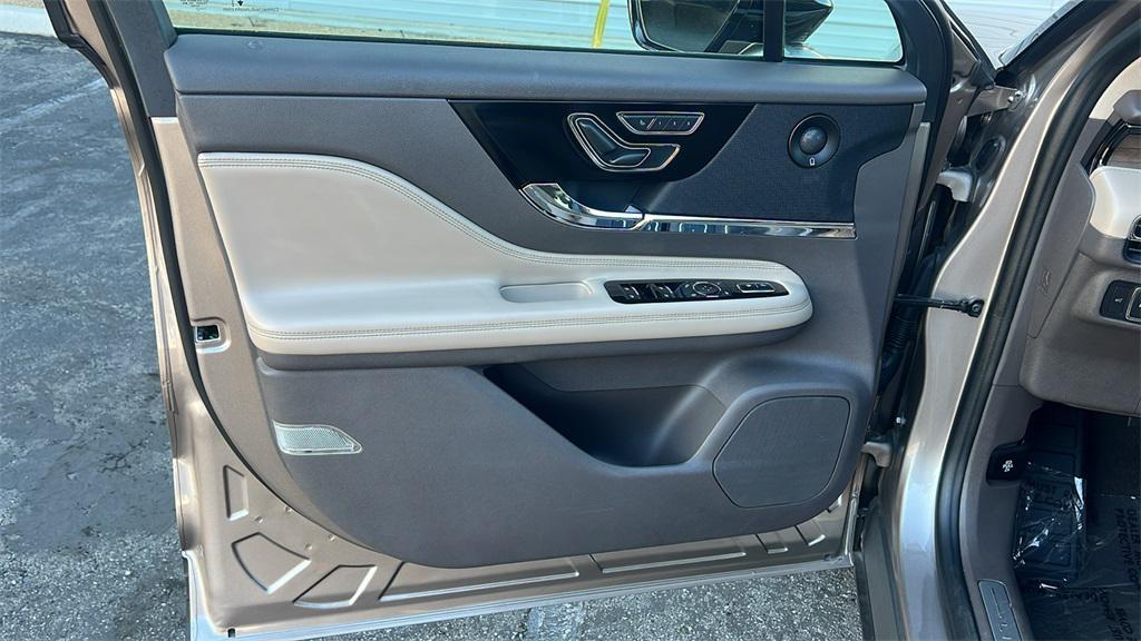 used 2021 Lincoln Corsair car, priced at $25,328