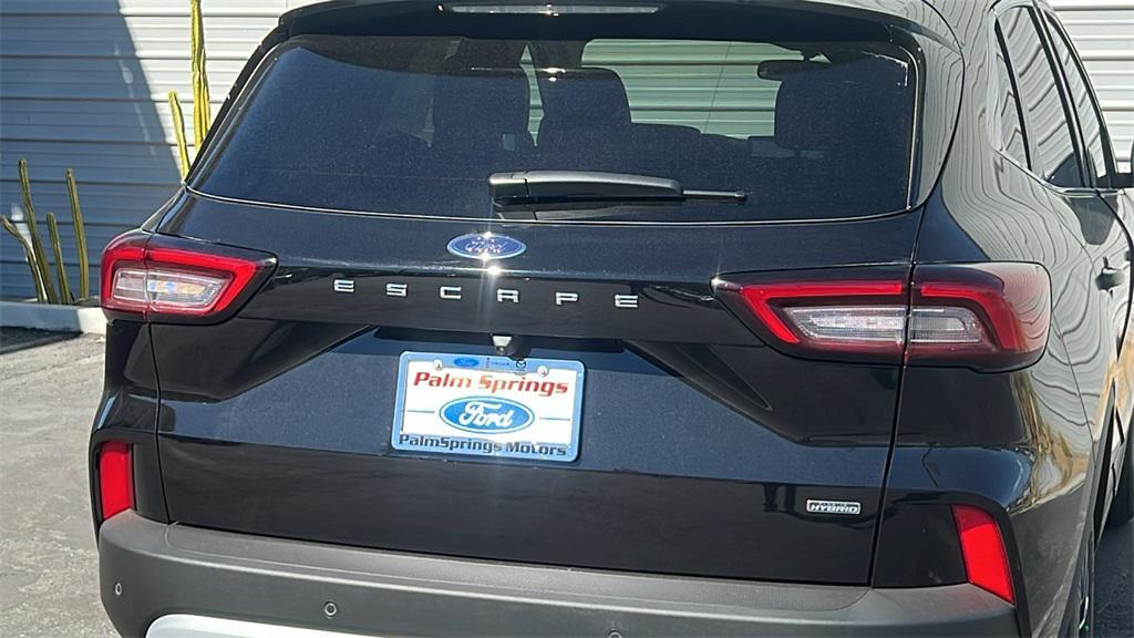 new 2025 Ford Escape PHEV car, priced at $38,895