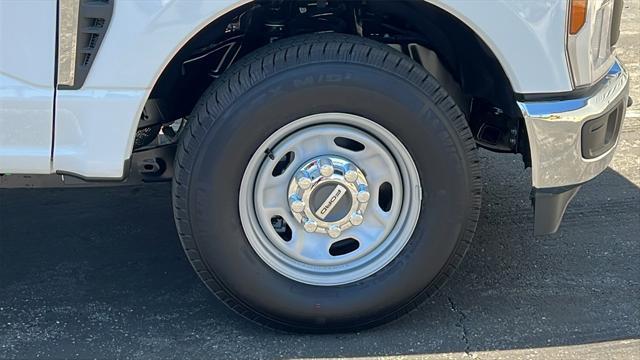new 2025 Ford F-250 car, priced at $66,716