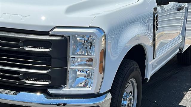 new 2025 Ford F-250 car, priced at $66,716