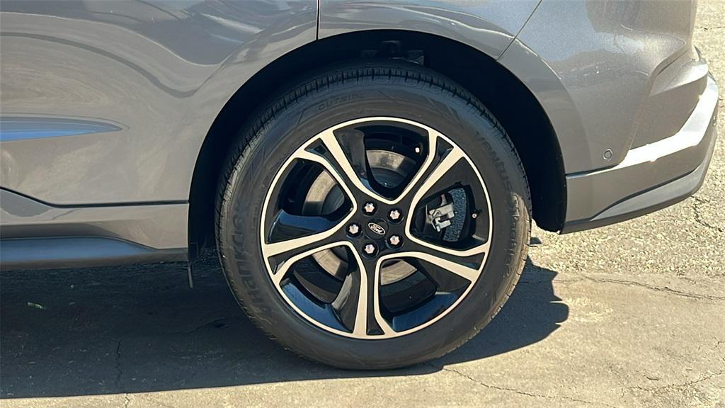 used 2022 Ford Edge car, priced at $32,788