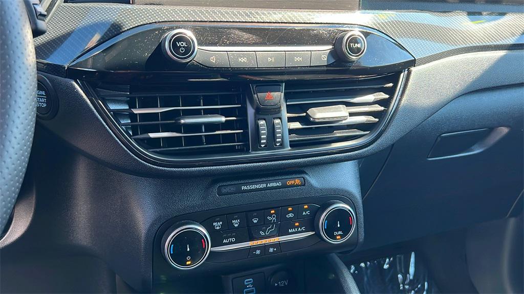 used 2023 Ford Escape car, priced at $27,124