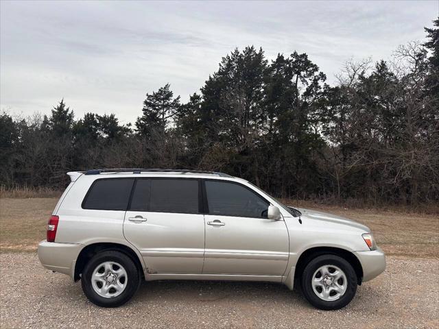 used 2007 Toyota Highlander car, priced at $9,875