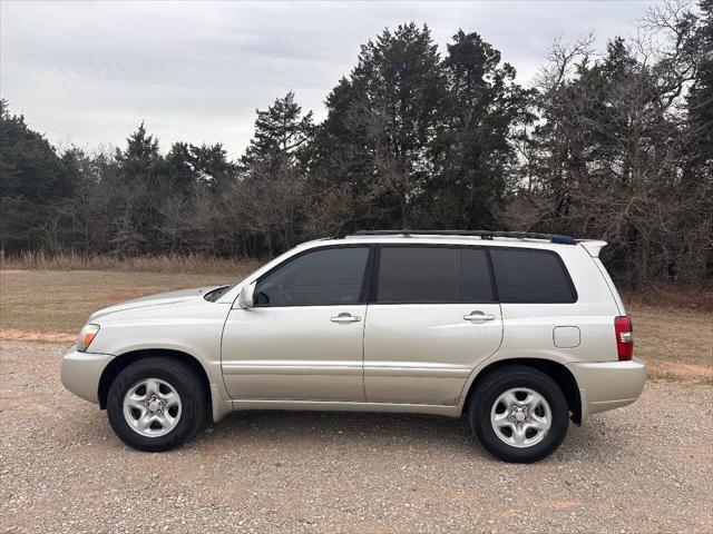 used 2007 Toyota Highlander car, priced at $9,875