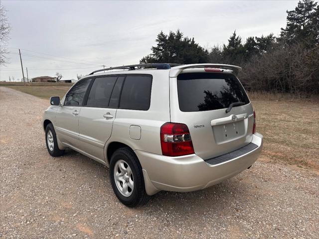 used 2007 Toyota Highlander car, priced at $9,875