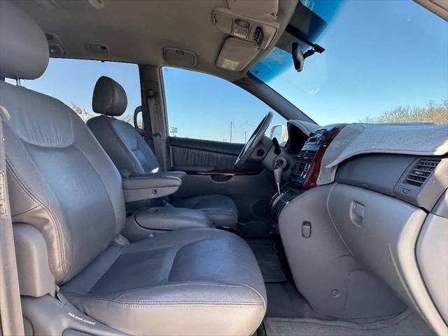 used 2004 Toyota Sienna car, priced at $8,499