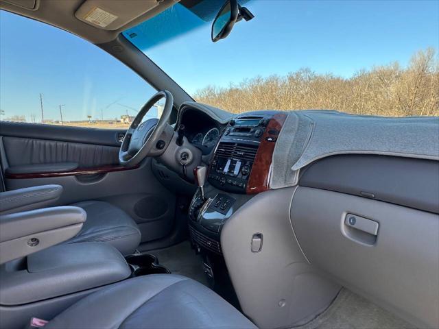 used 2004 Toyota Sienna car, priced at $8,499