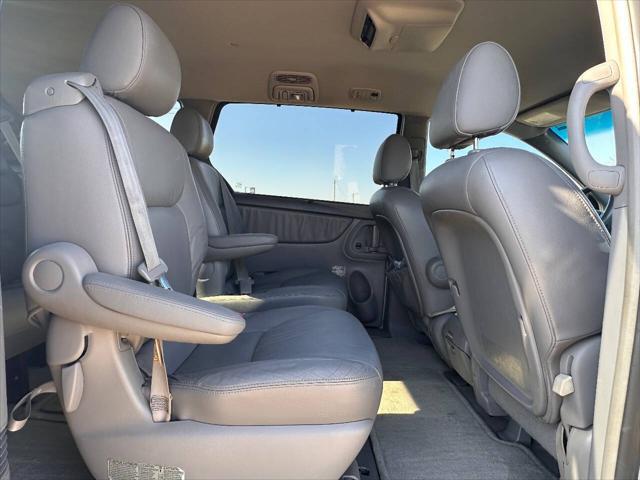 used 2004 Toyota Sienna car, priced at $8,499